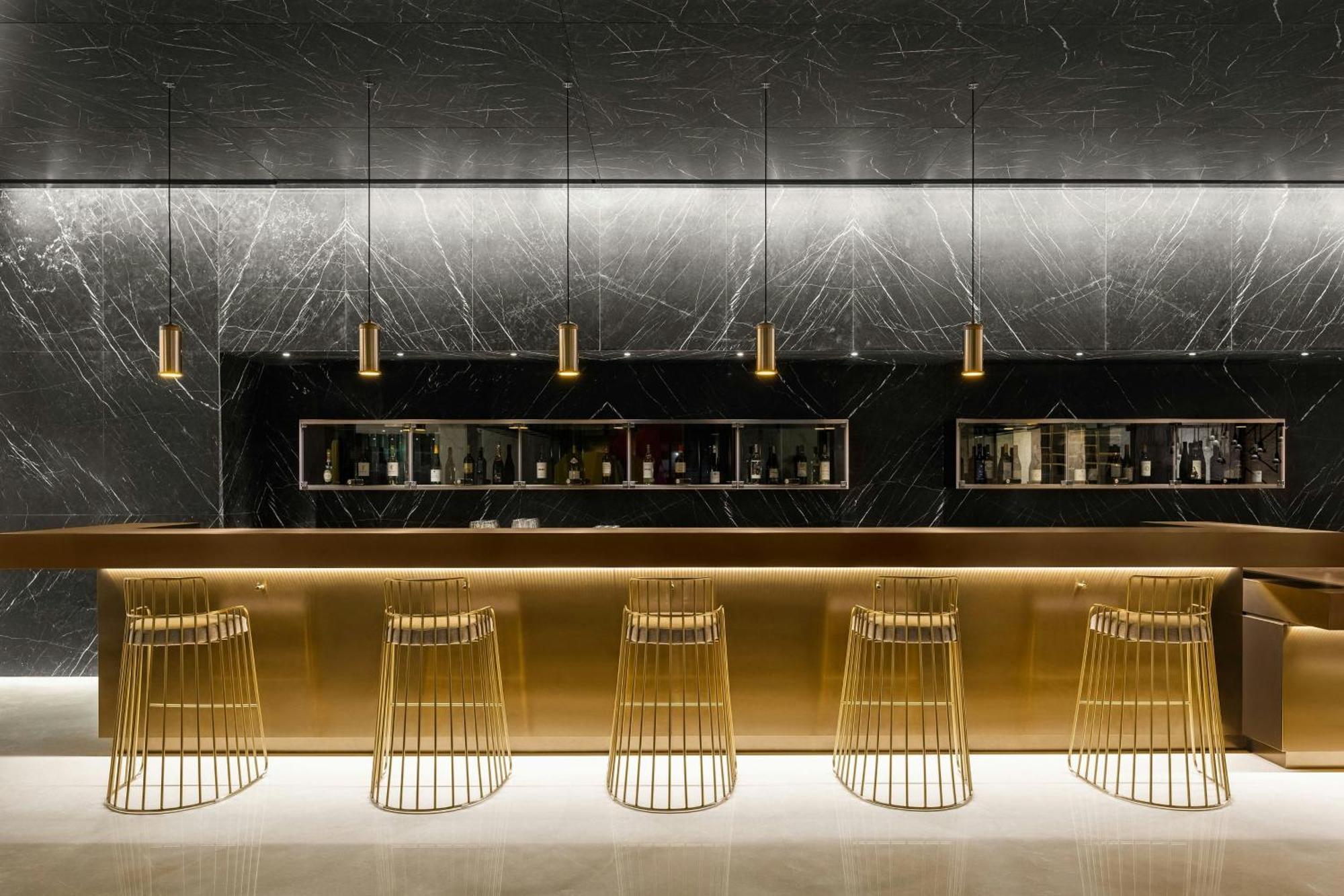 Le Meridien ไถจง ภายนอก รูปภาพ The bar at the 2018-opened lounge