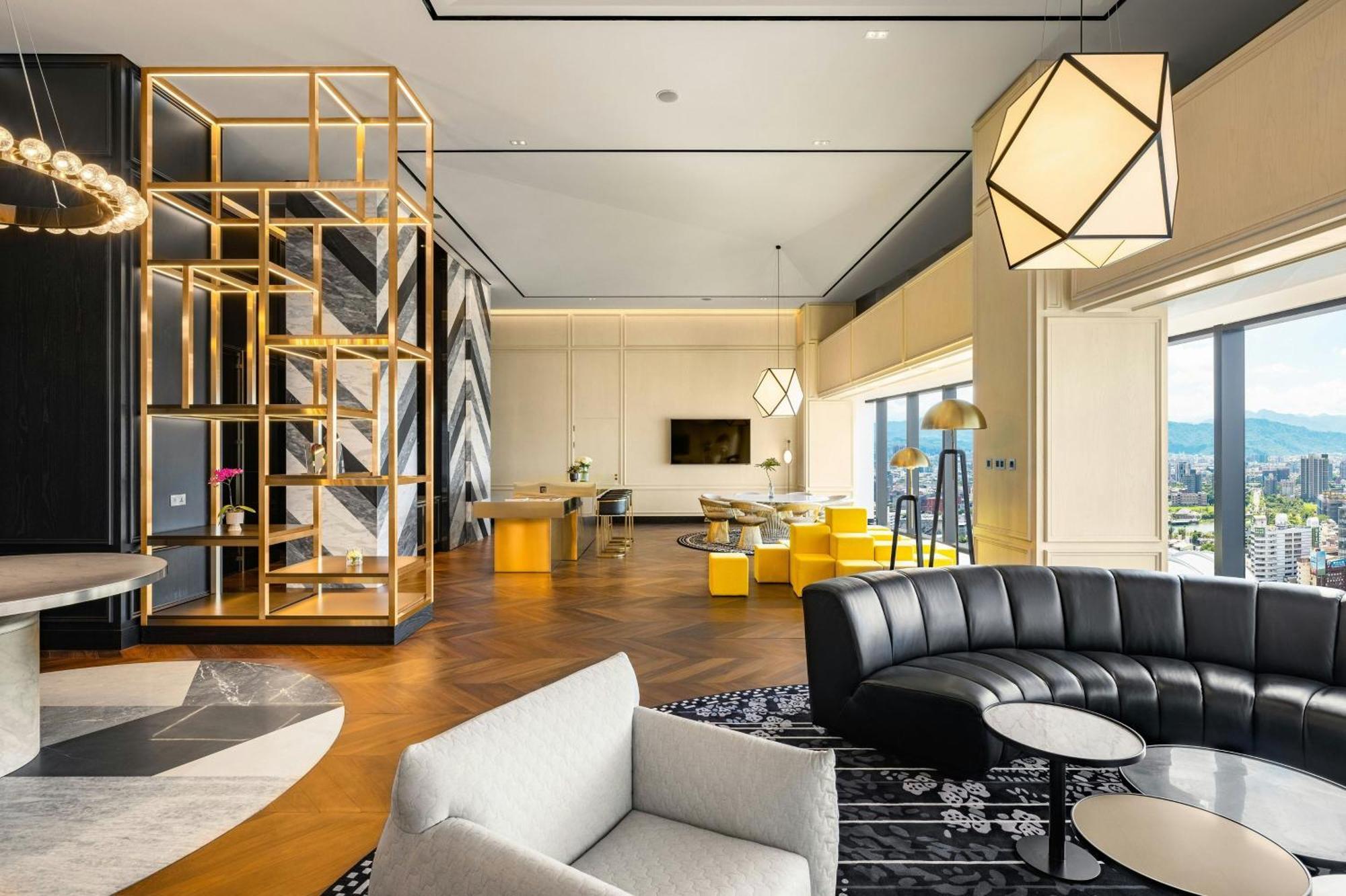 Le Meridien ไถจง ภายนอก รูปภาพ The Club at The Westin Nanjing