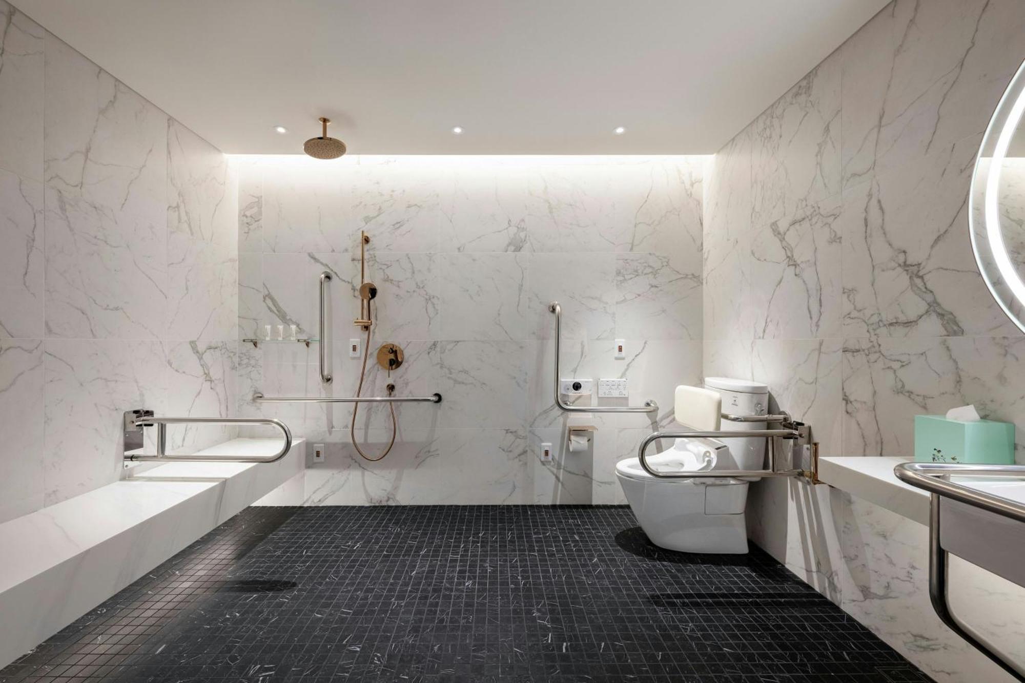 Le Meridien ไถจง ภายนอก รูปภาพ Bathroom